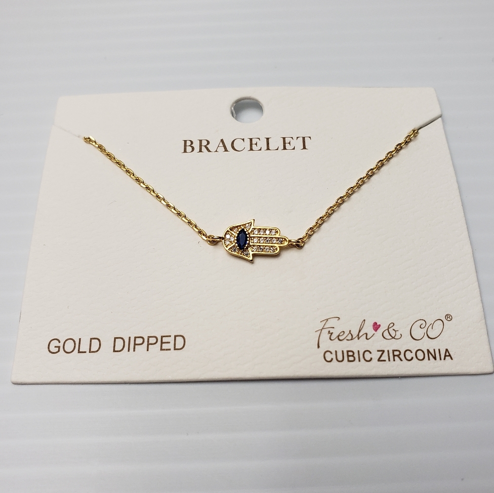Gold Hamsa bracelet